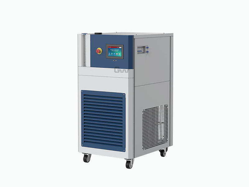 ZTM密閉制冷加熱循環(huán)裝置（-30~200℃）