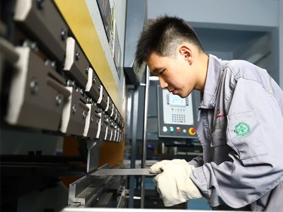 鄭州長城數(shù)控折彎機(jī)