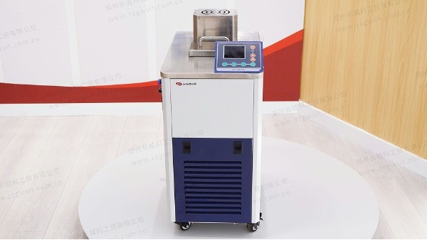 恒溫循環(huán)器HX-2505G:創(chuàng)新實(shí)驗(yàn)室的新選擇